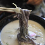 うどん屋池澤湯 - 黒い麺