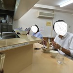 煮干鰮らーめん 圓 - 店内