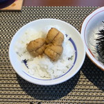 お宿 浜田館 - ウニをご飯に乗せてみた