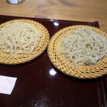 蕎麦　てる久 - 二色そば（二八、しそきり）