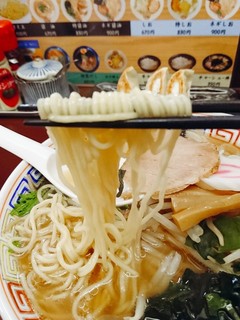 支那そば あまちゃん - 麺  リフト