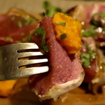 仔羊のロースト ブラッドオレンジ風味の人参のピューレ添え (2016/7)