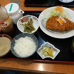 Takakyuu - とんかつ定食750円