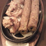 大阪ハラルムガル - ハーフグリルセット(ガーリックチキンとマトンシシカバブ)700円×2