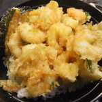 天ぷら わかやま - かき揚げ天丼(1,600円)