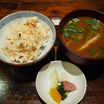 勝太呂 - 鯛めし、赤だし