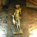 ブロンズの女性モチーフ