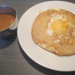 ネパール民族料理 アーガン - エッグ・バラ　￥350