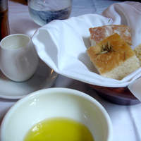 Ristorante IL FIGO INGORDO - パンとオリーブオイル