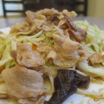 盛華園 - 肉野菜炒めアップ