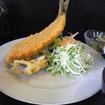 おふくろの味 みむろ - エビ反るいわしフライ