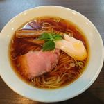 らぁ麺 紫陽花 - 醤油らぁ麺＠らぁ麺紫陽花（2016年7月某日）