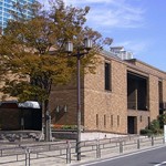 スモーブロー キッチン ナカノシマ - 東洋陶磁美術館　設計：日建設計　　国宝２点　重要文化財１３点。　大半は、住友グループの寄贈。　