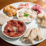 新宿ホルモン - 2016.7 新鮮ホルモン8種盛（2,300円～）