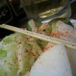 カミヤ - 味の素をかけたお新香はジャンク旨い。