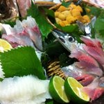 Sakedokorotsukasa - 魚も美味しいですよ！ウニを海苔で巻いて食べる喜び☆