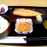浜町亭 - 焼き魚定食　690円