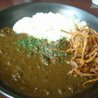 ジンジャーズビーチ - 黒胡麻のクリームカレー