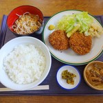 増田屋 - 日替りのメンチカツ定食(2015.5a)