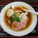 飛魚だし醤油そば+熟玉850円