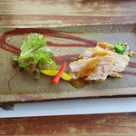 梟亭 - 地鶏もも肉のロースト山葵ソース