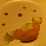 レストラン リューズ -  軽やかなヌガーグラッセにフランボワーズのエスプーマソース 