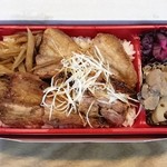Kyoufuuoden To Tempura Ento - 豚バラ炙り焼き丼