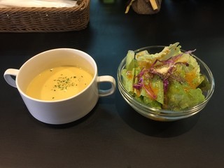ピッツェリア バール ナポリ - ランチ!サラダ・スープ