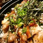 Motoshi - 岩手産地鶏の黒胡椒焼き丼