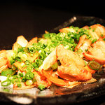 座笑 - ホルモンのピリ辛炒め