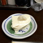 よしみ - 2016 いつものお通し、塩麹のせ奴はめちゃ旨