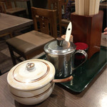 玉子焼専門店 松竹 - 手間の容器に三つ葉がたっぷり♪