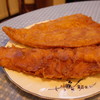 George's Fish & Chips - 料理写真:手前COD、奥がPLAICE　