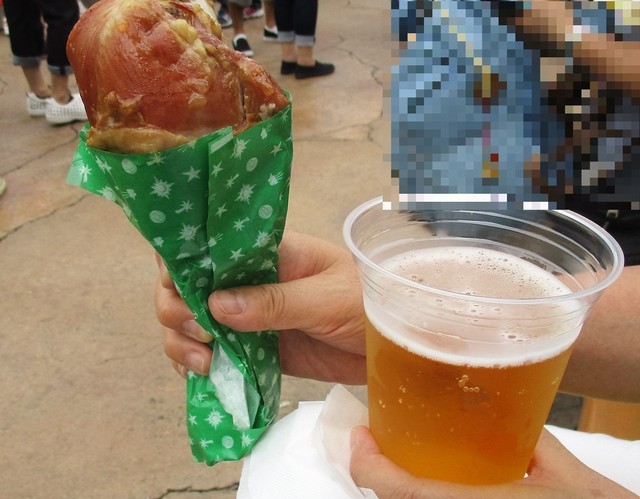 ジェラシックパーク内で スモーク ターキーレッグのワイルドなかぶりつきを体験しました By Lionkoala ユニバーサルスタジオジャパン フードカート 桜島 肉まん 中華まん 食べログ