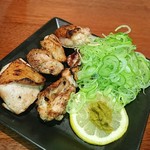 炭焼馳走屋 萬鳥商店 - 名古屋コーチンもも焼き☆ねぎと柚子胡椒で♪