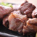 弁兵衛 - 料理写真:サイコロステーキは、とってもジューシーです