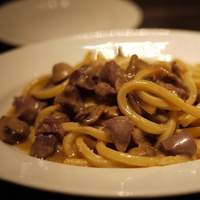 grigio la tavola - 