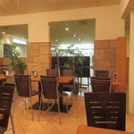 炭火焼肉たむらのお肉が入ったカレー屋さん - 店内