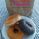 DUNKIN' DONUTS - Old fasion, Glazed, Glazed Chocolate