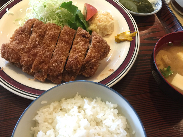 とんかつ宮島 新富士/とんかつ [食べログ]