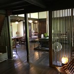 そばや 日賀志 - 店内