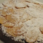 パティスリートレカルム - アーモンドたっぷり