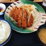 かつさと - ロースかつ定食 700円