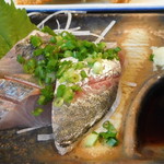 活魚料理仲の坂 - 鯵刺身