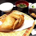 Shokuzou Raihou - 若鶏半身揚げ定食です