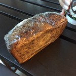 Island Vintage Coffee - バナナマフィン（$2.85）【平成28年7月7日撮影】