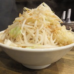 麺屋 奏 - 豚そばチャーシュートッピング、250g・野菜増し　税込￥９００