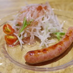 川原町 泉屋 - 熟れ寿しの生ソーセージと季節野菜のサラダ