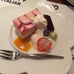 イタリアンバル アクア - 2016.07 ミックスベリーとピーチのムース