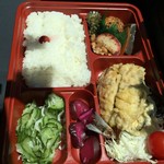 Marukatsu Izakaya - イワシの天ぷら弁当（税込500円）